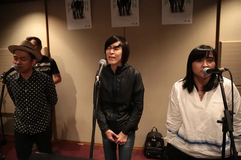 นับถอยหลังอีกไม่กี่อึดใจก็จะถึงวันโชว์ของ...