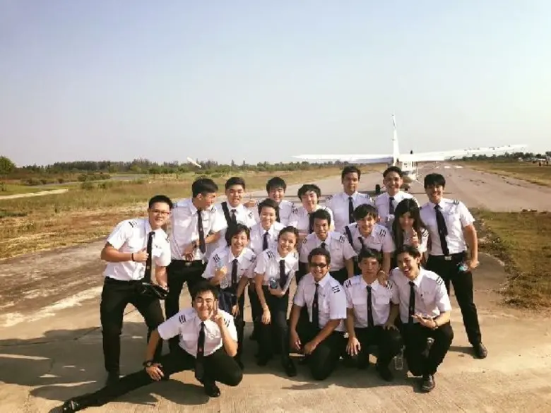 · 'สุชัชวีร์' ชี้ปฏิรูปการศึกษาและเศรษฐกิ...