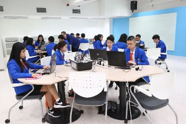 สจล. โชว์สเตปผู้นำ “วิทยาศาสตร์และเทคโนโลยี” แห่งอาเซียนเผยปีการศึกษา 60 เปิด 3 วิทยาลัยน้องใหม่ พ่วงอีก 1 โครงการจัดตั้งในอนาคต