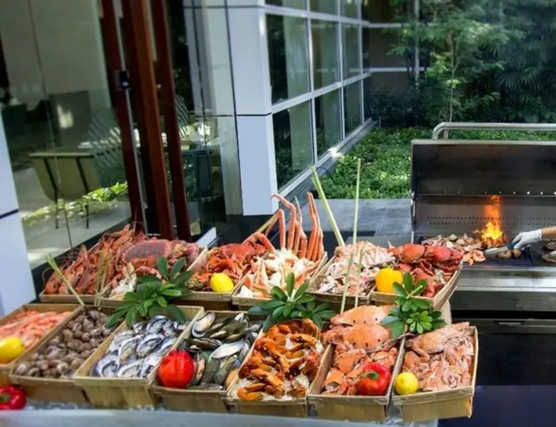 กำลังมองหาสุดยอดบุฟเฟ่ต์บาร์บีคิวอาหารทะเ...