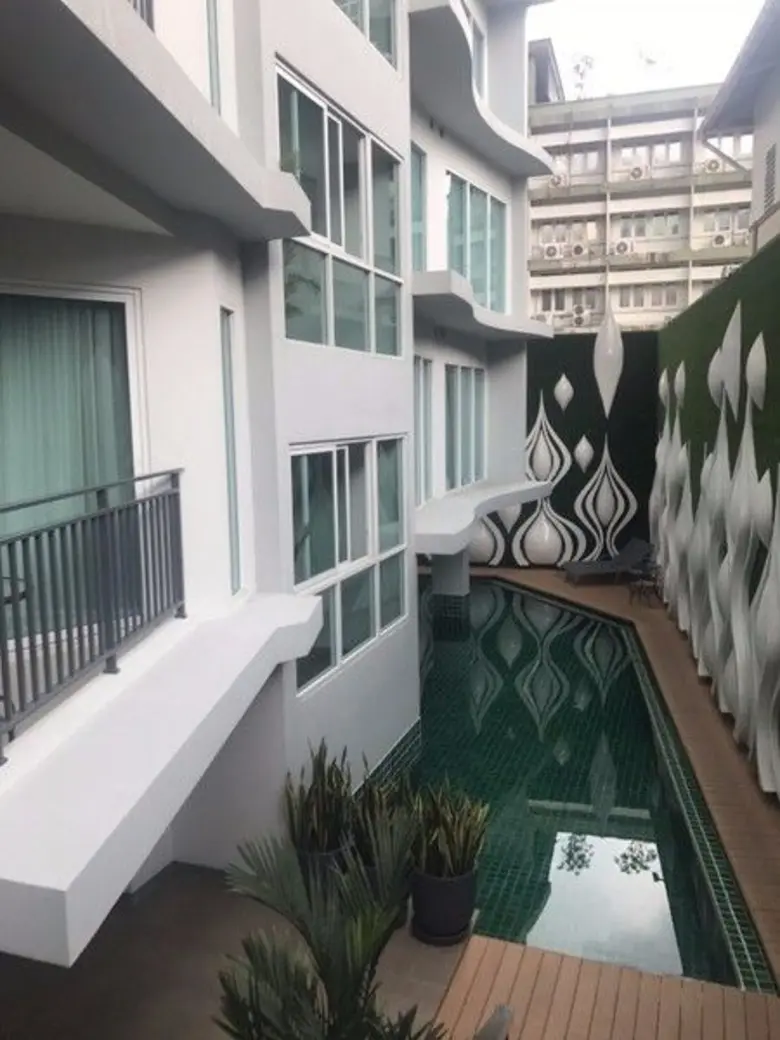 หลักสูตรนวัตกรรมการออกแบบและการจัดการโรงแรมและอสังหาริมทรัพย์ มหาวิทยาลัยศิลปากร ศึกษาดูงานด้านการโรงแรม ณ โรงแรมอาณาจักร พญาไท