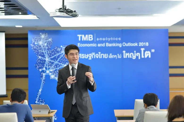 นายนริศ สถาผลเดชา เจ้าหน้าที่บริหาร ศูนย์...