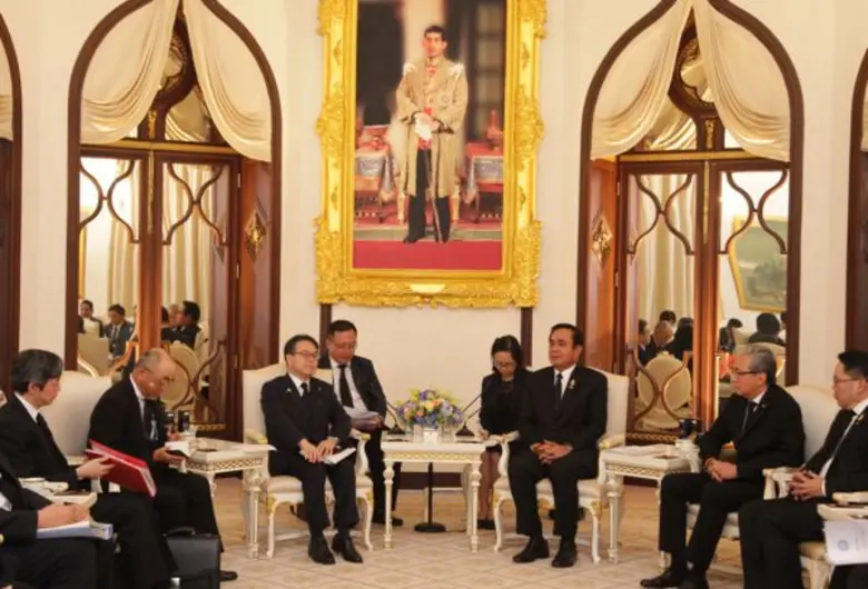 นายกฯ รับคณะรัฐมนตรีว่าการกระทรวงเศรษฐกิจฯ ญี่ปุ่น พร้อมชูศักยภาพ EECi หวังญี่ปุ่นเป็นหุ้นส่วนเศรษฐกิจ พร้อมลั่นญี่ปุ่นเลือกลงทุนไทยไม่ผิดหวังแน่!!!