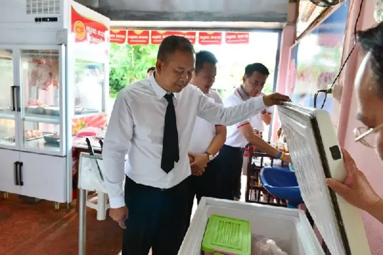 ปศุสัตว์จังหวัดพะเยา มอบใบรับรอง "โครงการ...