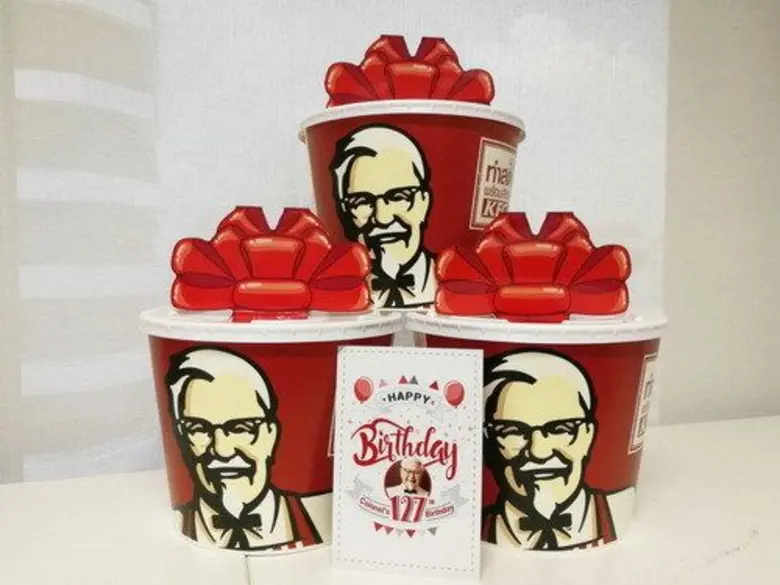 เคเอฟซีร่วมฉลองวันเกิดผู้พันแซนเดอร์ส 9 ก...