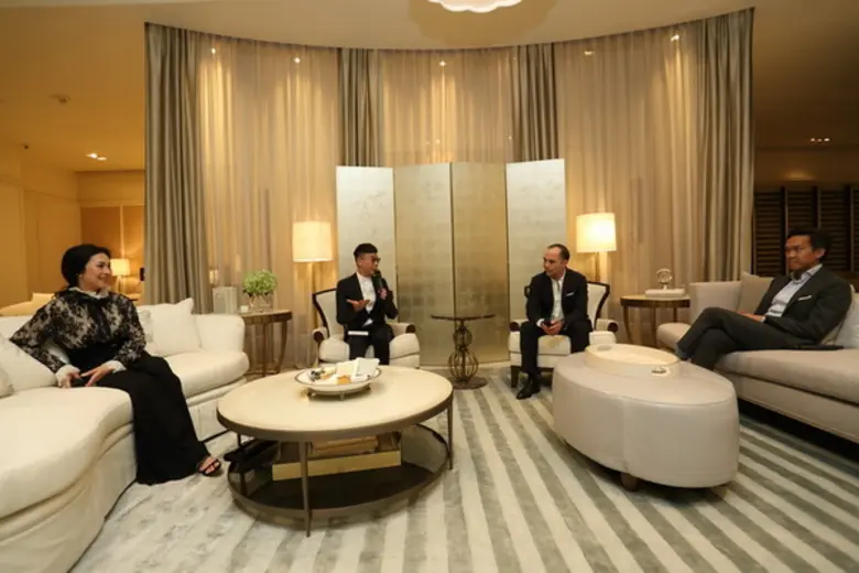 “ชนินทร์” เปิดตัวภาพยนตร์โฆษณา จัดงานจิบน้ำชาสุดหรู ภายใต้คอนเซ็ปต์ Living Well เปิดบ้าน 4 เซเลบสุดเอ็กซ์คลูซีฟ ครั้งแรกของไทย