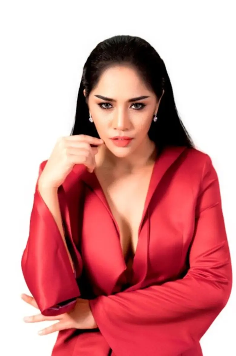 กานดา อาร์สยาม ปลื้ม น้ำตาแทบไหล แฟนๆ ร้องตามเพลงใหม่ ไม่ต้องไล่ เดี๋ยวไปเอง ลั่น สนั่นเวที