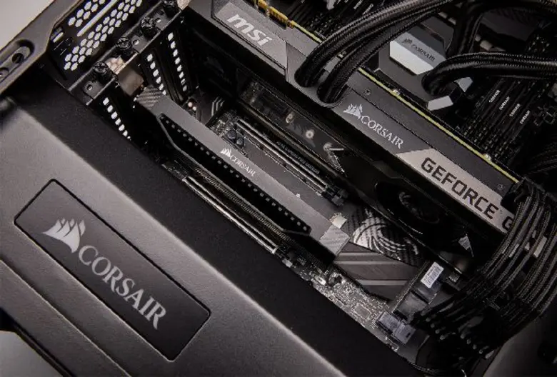 โคตรแรง แซงทุก SSD !!  CORSAIR เปิดตัว Neutron NX500 ไดร์ฟ SSD แบบ NVMe PCIe AIC แบนด์วิดธ์เยี่ยม ความเร็วเหนือใคร พร้อมระบบระบายความร้อนสมบูรณ์แบบ