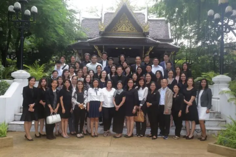 ดร.รณชิต มหัทธนะพฤทธิ์ รองประธานอาวุโสฝ่า...