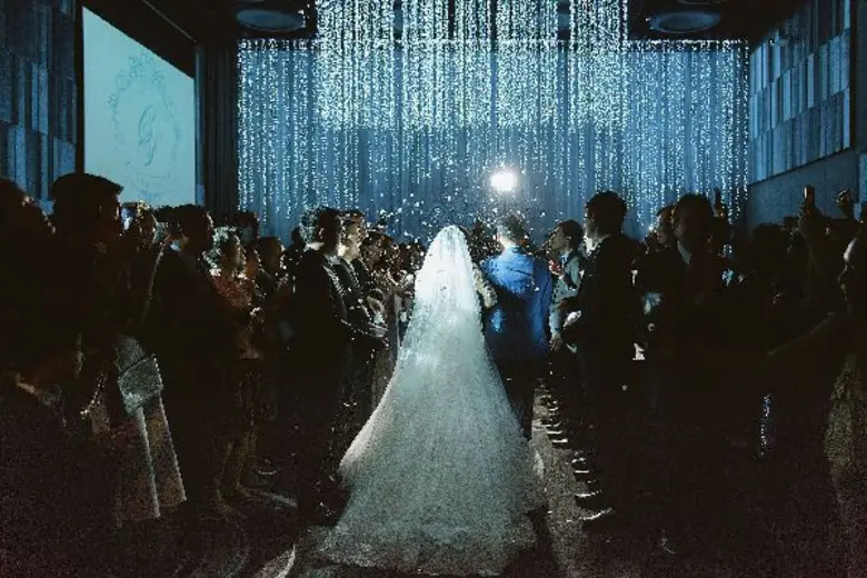 โรงแรมดับเบิ้ลยู กรุงเทพ ชวนคู่รักร่วมงาน 'เวด ยัวร์ เวย์ 2017’ พร้อมข้อเสนอที่ดีที่สุดสำหรับพิธีหมั้น และพิธีแต่งงาน