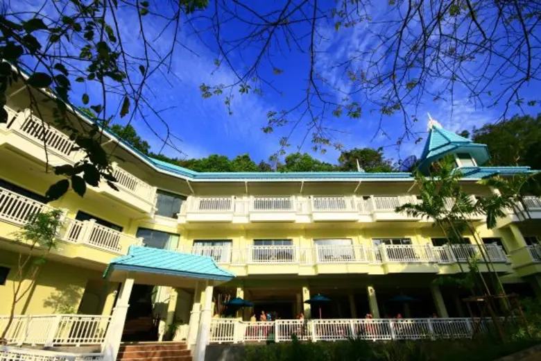 กสอ. ชี้อานิสงส์การท่องเที่ยวภาคใต้โต พร้อมดันหลายอุตฯ โตตาม เผยเตรียมเร่งอัดโครงการ – กองทุนฯ หนุนกลุ่มอุตฯ บริการ ปี 60 – 61