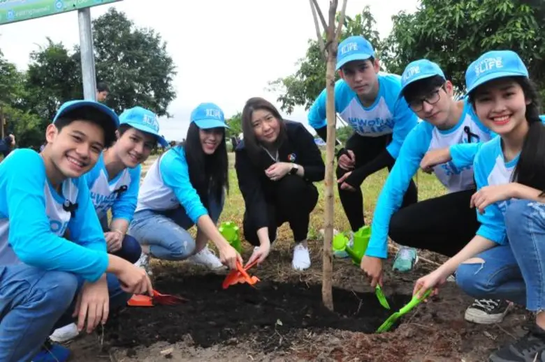 ช่อง 7 สี ส่ง นักแสดง-ผู้ประกาศข่าว ร่วมปลูกต้นดาวเรืองในกิจกรรม “ปันรัก คืนผืนป่า สู่ผืนดิน ปลูกป่าเสริมปี 2” จ.ราชบุรี