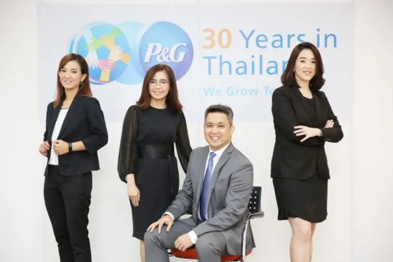 นายราฟฟี่ ฟาร์ฮาโด กรรมการผู้จัดการ พร้อม...