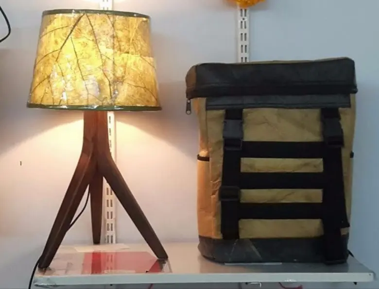 สะท้อนวิถีชุมชนผ่าน “ใบตองตึง” จากเส้นใยธรรมชาติ.....สู่สายตาชาวโลก