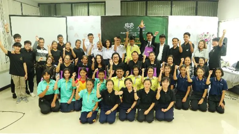 ม.นเรศวรจับมือศูนย์มานุษยวิทยาสิรินธร นำร่อง ๙ โรงเรียนภาคเหนือตอนล่าง สร้างมิติใหม่และโมเดลต้นแบบการเขียนประวัติศาสตร์ท้องถิ่น