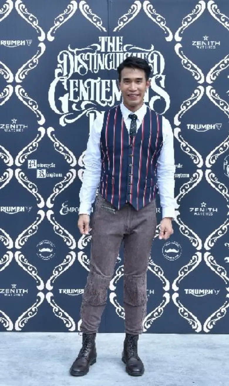 ดอม เหตระกูลแตกยอดธุรกิจ ปั้นมอเตอร์ไซเคิล คิงดอม ตั้งเป้าครอบคลุมทุกเซ็กเม้นต์ อัดฉีดงบกว่า 60 ล้านบาท เขย่าตลาดไตรมาสที่ 3 และ 4 คาดโตขึ้น 10%