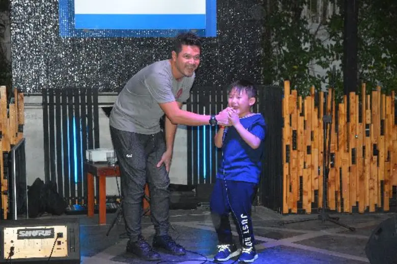 เลี้ยงปิดกล้องซีรี่ส์ “ตี๋ใหญ่ 2 ดับ เครื่อง ชน”