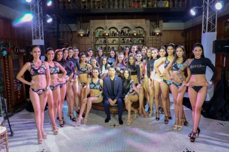 ตาแสบพร่ายิ่งกว่าจ้องแสงแดดยามเที่ยง เมื่...