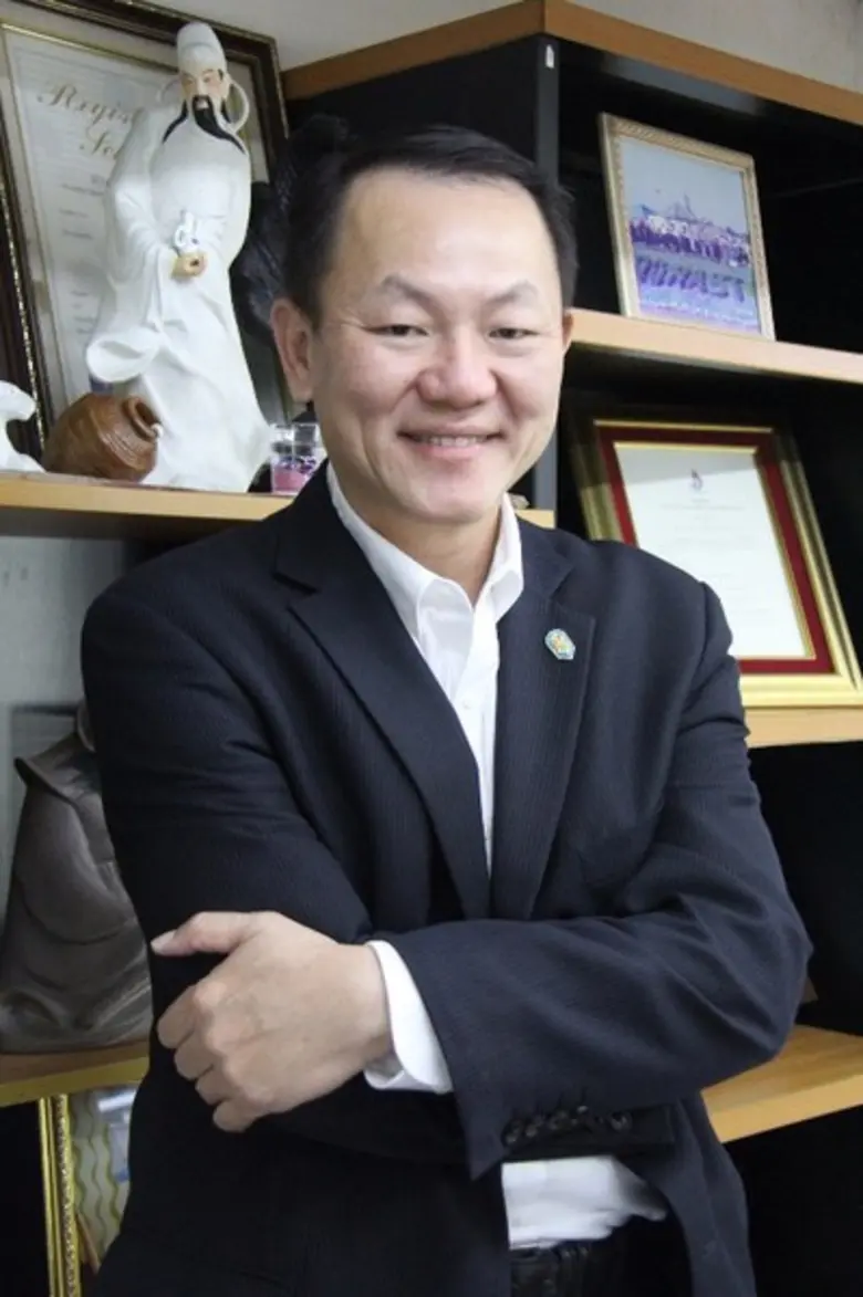 บริษัท เกียรติธนาขนส่ง จำกัด (มหาชน) หรือ...