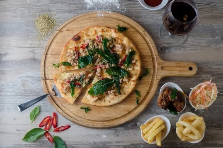 ห้องอาหารอิตาเลียน พิซซ่า คอนเน็คชั่น ชวน...