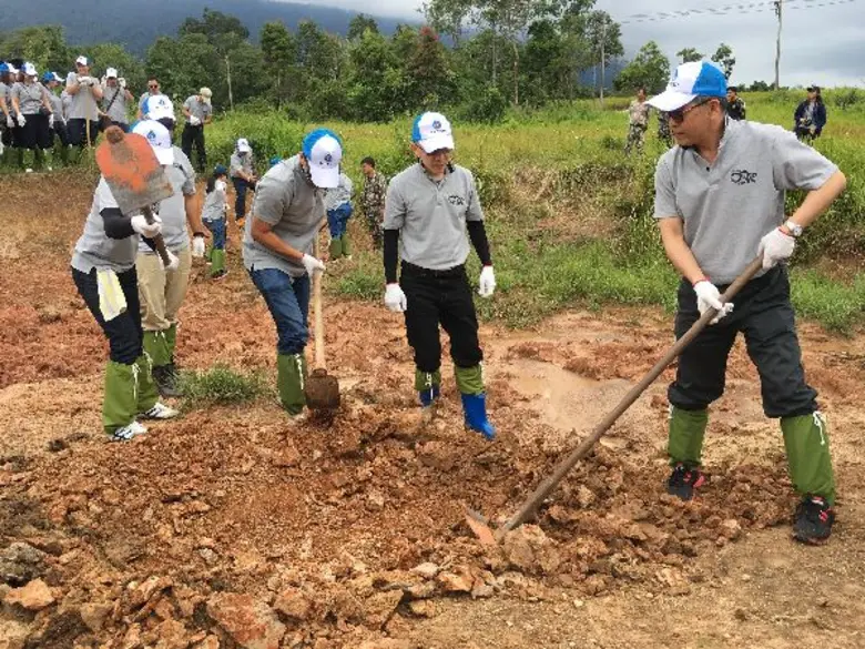 สมพร ว่องวุฒิพรชัย ซีอีโอ ปตท.สผ. นำทีมพน...