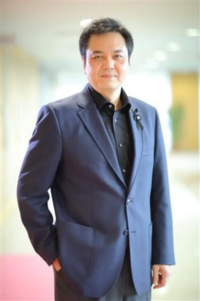 นายธรรมรัตน์ โชควัฒนา กรรมการผู้อำนวยการแ...