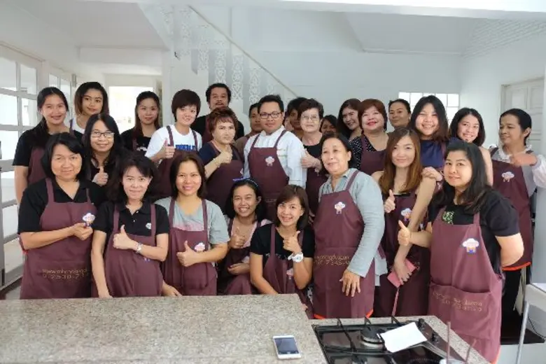 นางสาวสุดาพร จันทร์วัฒนากุล รองประธานเจ้า...