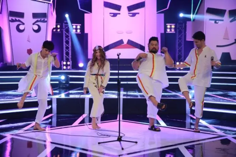 ทีวีไกด์: รายการ "สามแยกปากหวาน" รู้จักตัวตนที่แท้จริง!! ของนักร้องมาดเซอร์ “ปาล์มมี่” ได้ใน “สามแยกปากหวาน” จันทร์นี้