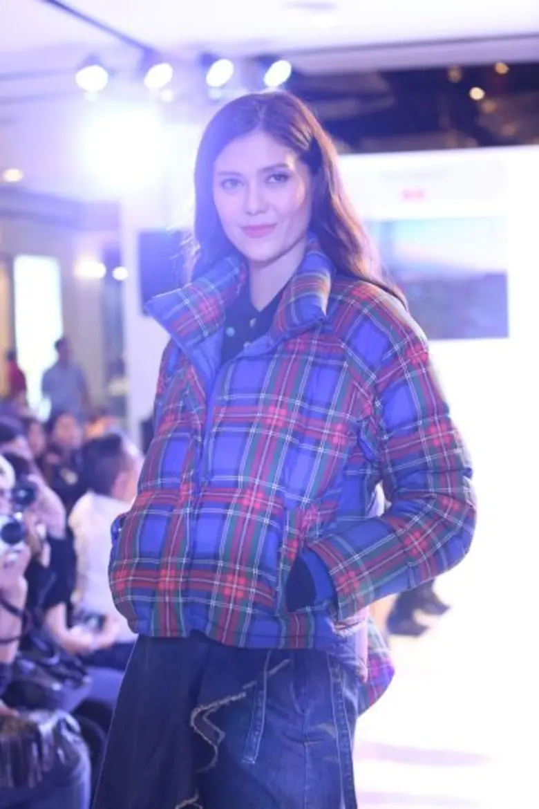 ยูนิโคล่ เผยโฉมการคอลแลบบอเรชั่นกับ JW ANDERSON สไตล์อังกฤษสุดคลาสสิกบรรจบกับปรัชญา LifeWear สู่คอลเลคชั่นที่ถูกพูดถึงมากที่สุดในปี 2017