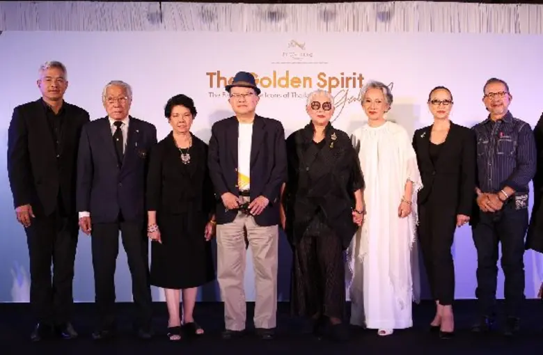 มร. จอห์น ลี ประธานกรรมการบริษัท พรีเมียร...