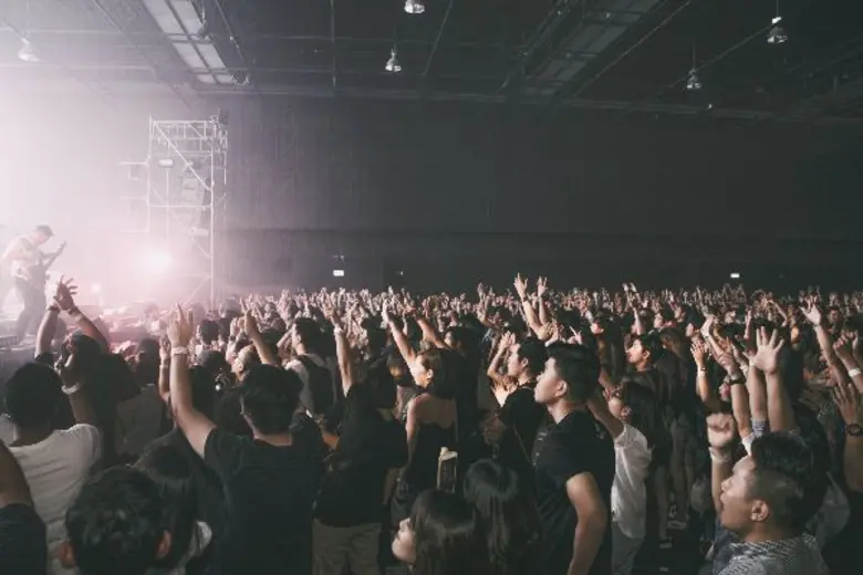 Musketeers ระเบิดฟอร์มโชว์เจ๋ง "10Years Musketeers Concert" เสียง สี แสงจัดเต็ม แฟนเพลงเฮ สครับ-แทททู คัลเลอร์ แจมมันส์ทุกหยด!!!