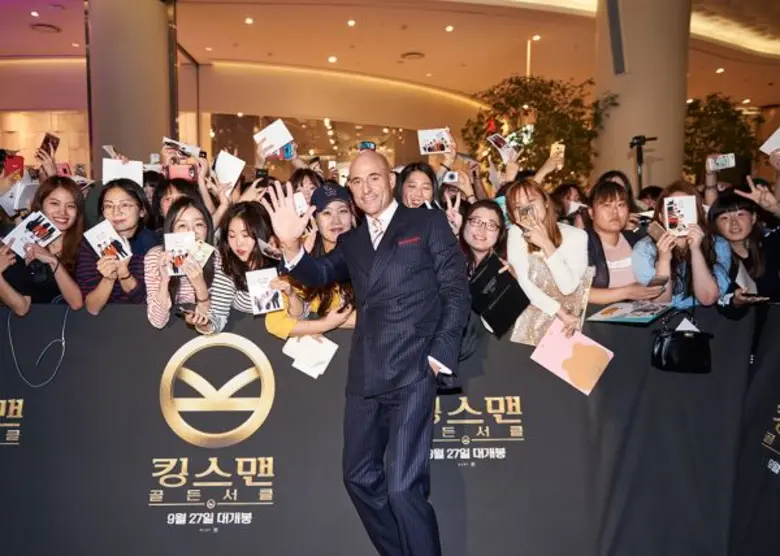 Movie Guide: สาวเกาหลีกรี๊ดหนักมาก!! เมื่อ 3 คิงส์แมนสุดเท่ "โคลิน เฟิร์ธ, ทารอน อีเกอร์ตัน และมาร์ค สตรอง" เดินทางร่วมงาน Kingsman: The Golden Circle - Seoul Premiere