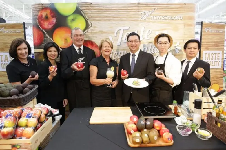 เทสโก้ โลตัส เอาใจนักชิม ขนผลไม้เกรดพรีเม...