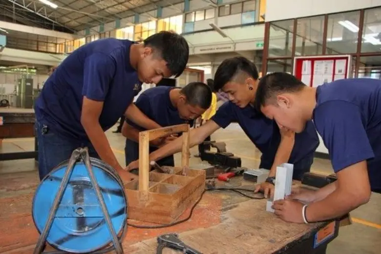 ก.แรงงาน เผย ตั้งเป้าปี 61 เตรียมผลิตแรงง...