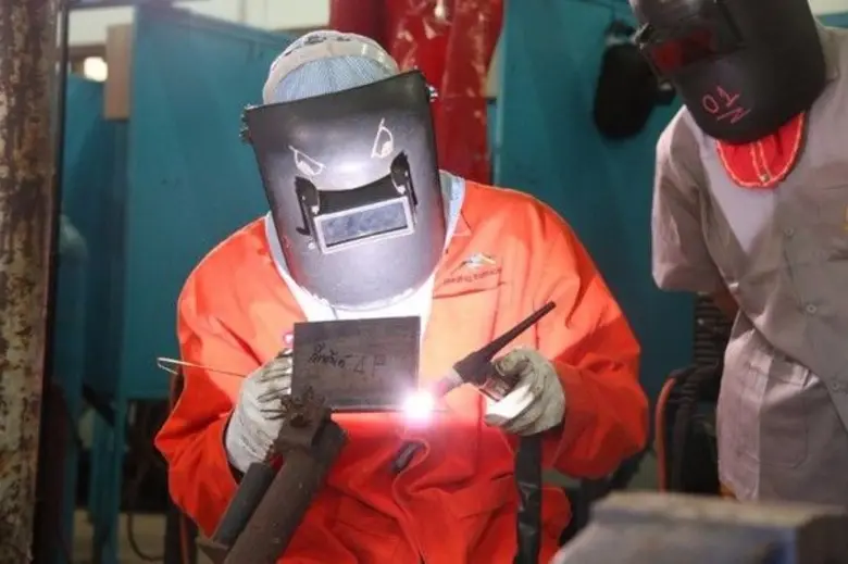 ก.แรงงาน เตรียมแรงงานป้อนตลาด ปี 61 ตั้งเป้าผลิตเองกว่า 2 แสนคน