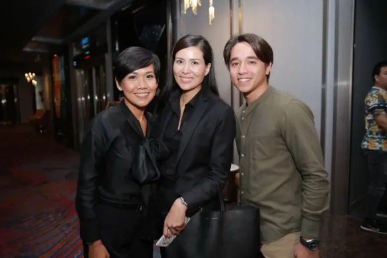 'เชอรี่-เข็มอัปสร’ รวมพลคนหัวใจสีเขียว...ดูหนังรักษ์โลก An Inconvenient truth 2 (แอน อินคอนวีเนียนต์ทรูท 2) สร้างแรงบันดาลใจ...ห่วงใยโลกร้อน