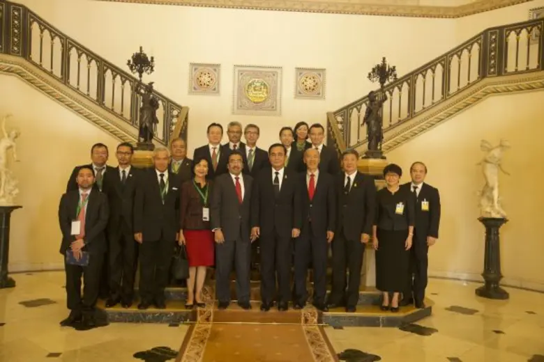 ดาตุ๊ก ซรี โจฮารี กาห์นิ รัฐมนตรีว่าการกร...