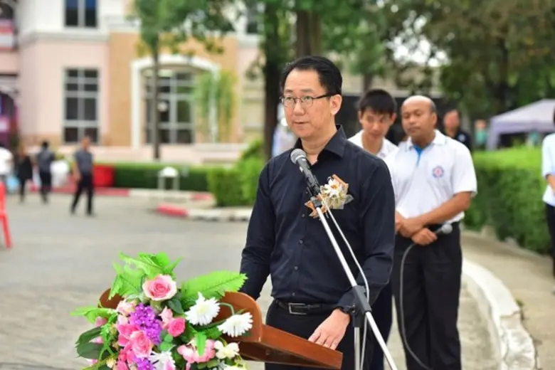 คุณสมนึก ตันฑเทอดธรรม รองกรรมการผู้จัดการ...