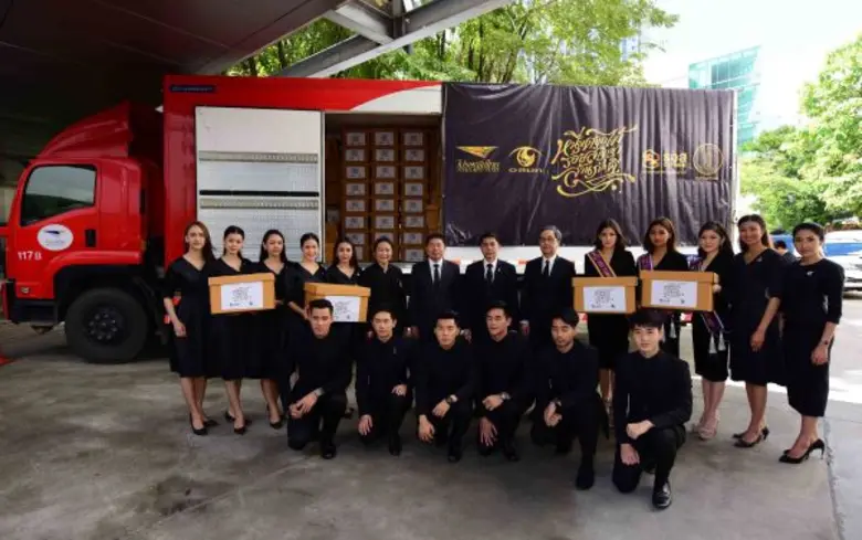 ธอส.-อสมท ส่งมอบดอกดารารัตน์ 99,999 ดอก ตามโครงการ “หนึ่งดอกไม้ ร้อยสัญญา ล้านภักดี”