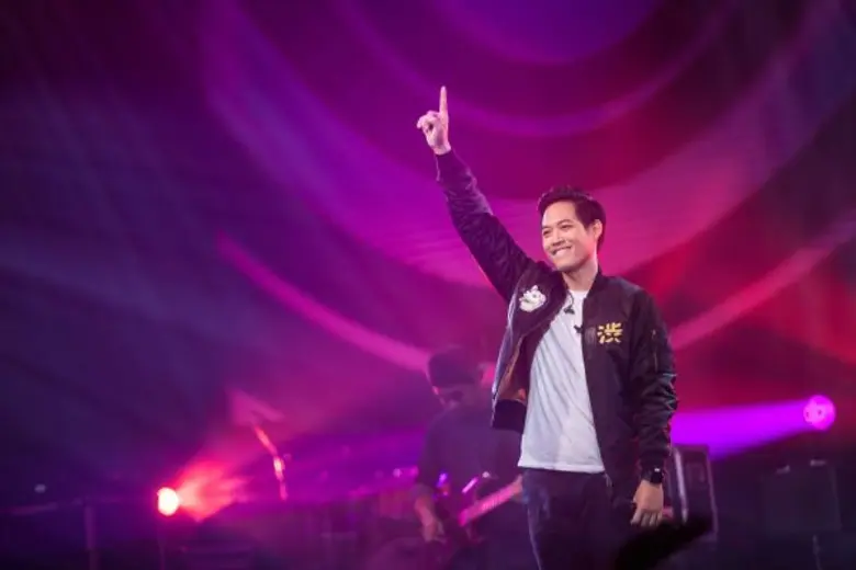 แดน – โต๋ นำทีมศิลปินสุดป็อป ตบเท้าเสิร์ฟความสนุกข้ามวัน ใน “CHABAA Present G Day Music Festival”