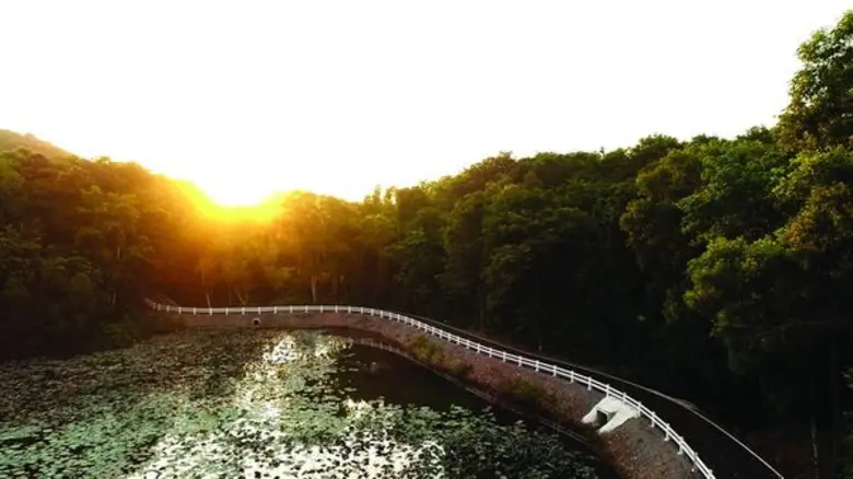 สำนักงานการท่องเที่ยว ร่วมกับ กีฬาจังหวัด...