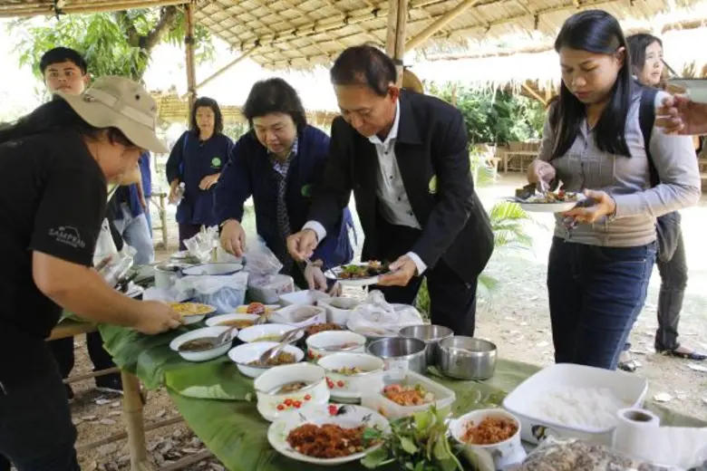 ผู้ตรวจราชการกระทรวงเกษตรและสหกรณ์พร้อมด้...