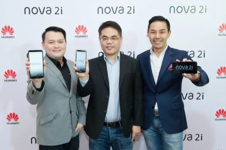 นายทศพร นิษฐานนท์ รองผู้อำนวยการ หัวเว่ย ...