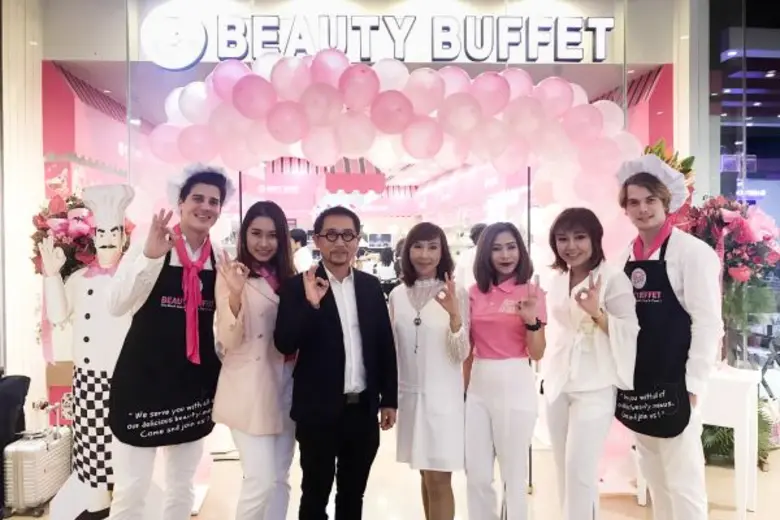 นายแพทย์สุวิน ไกรภูเบศ ประธานเจ้าหน้าที่บ...