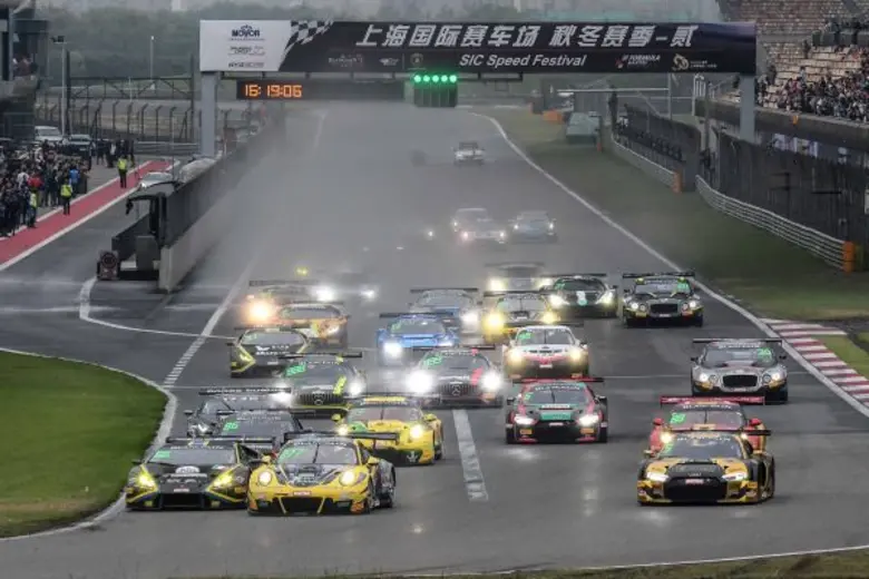 แซนดี้คว้าโพลโพซิชั่นแรก และที่ 4  ในสนามเซี่ยงไฮ้