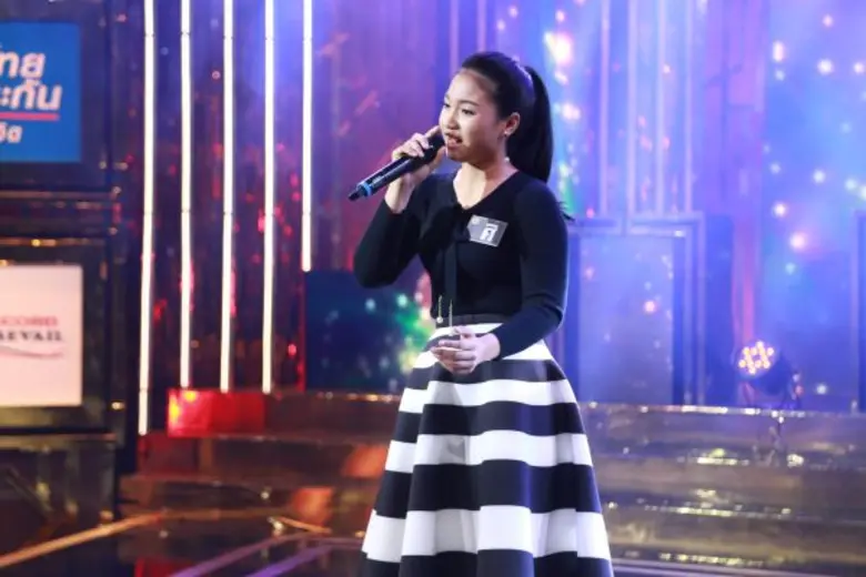 ทีวีไกด์: รายการ "จันทร์พันดาว ร้องสู้ฝัน" ซีซั่น2 กรรมการคิดหนัก...เจอนักสู้ฝันโชว์ความเก๋า ใน “จันทร์พันดาว ร้องสู้ฝัน ซีซั่น2”