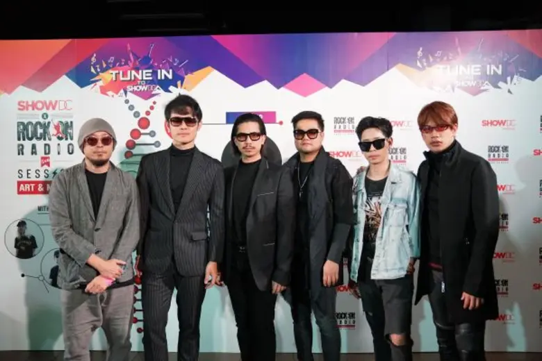 SHOW DC X ROCK ON RADIO LIVE SESSION : ART & MUSIC