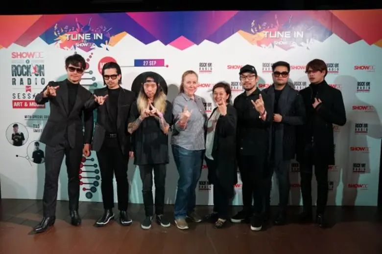 SHOW DC X ROCK ON RADIO LIVE SESSION : ART & MUSIC