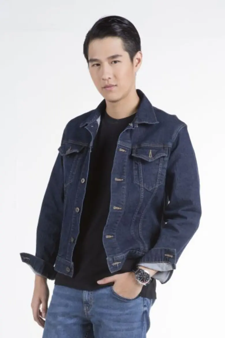 “ทอย” ชิมลางเล่นบู๊ครั้งแรก ใน “Secret & Summer เผลอใจให้รักเธอ” ถือว่าได้มาเล่นบู๊ครั้งแรกในซีรีส์ “Love Books Love Series” เรื่อง “Secret & Summer