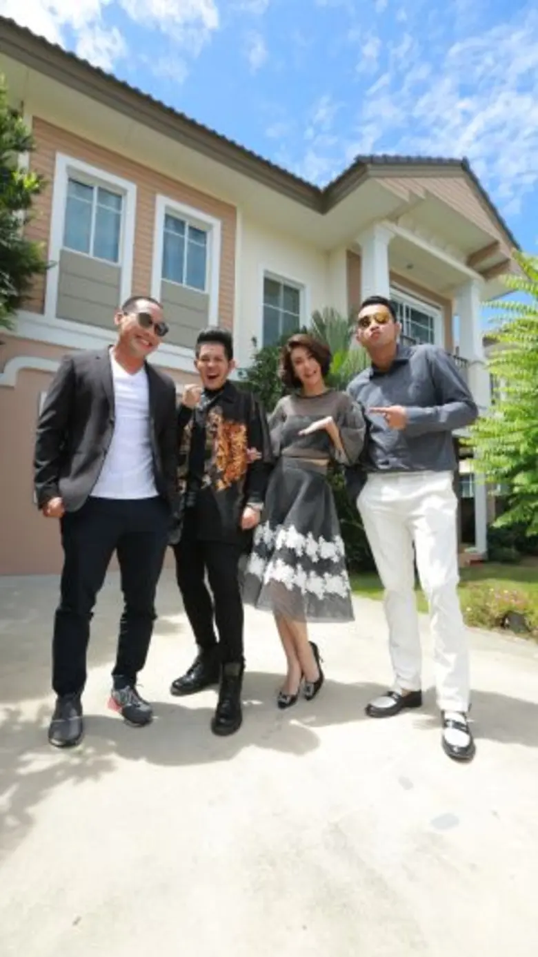 ทีวีไกด์: รายการ "THE GUEST (เดอะ เกสท์) ตีสนิทคนดัง" เปิดบ้าน “เก่ง ธชย” ผู้ชายอารมณ์ศิลป์ บุกห้องนอน...ดูห้องเสื้อสุดตระการตา